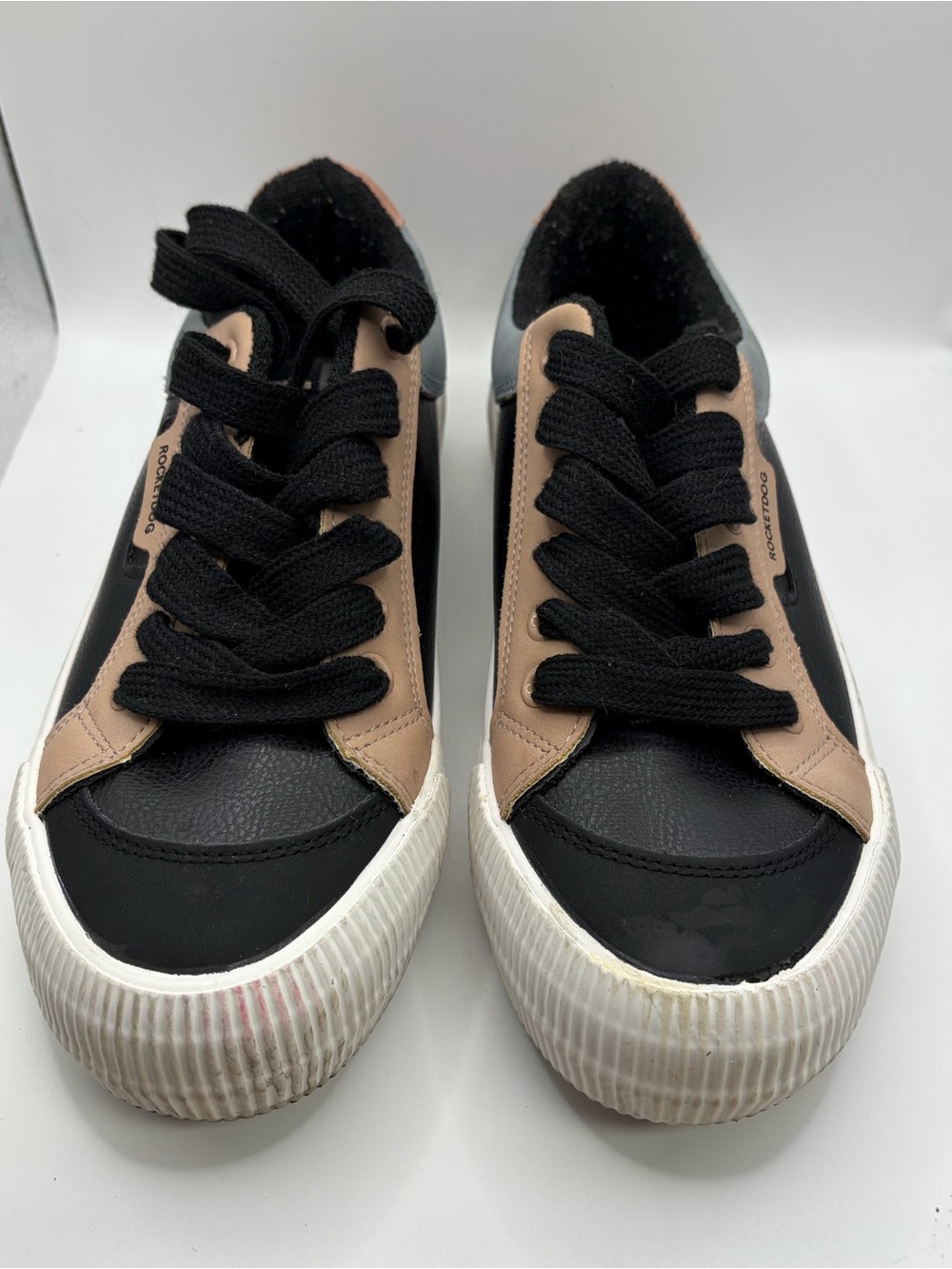 Rocket Dog Black and Tan Women's Low-Top Sneakers